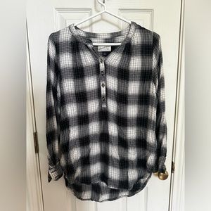 Universal threads tunic top